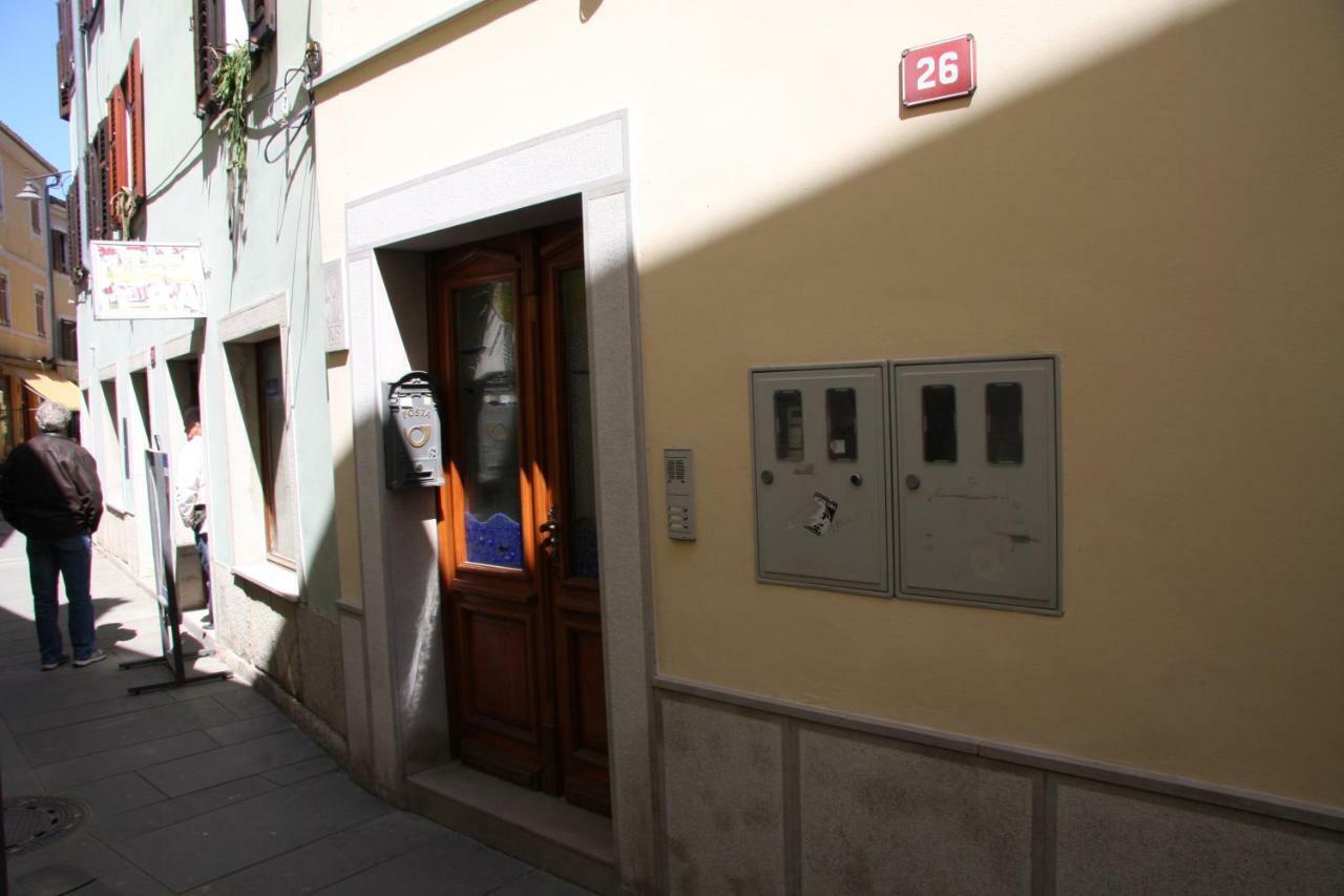 Cozy Apartments Buket In The Center Izola Exterior foto